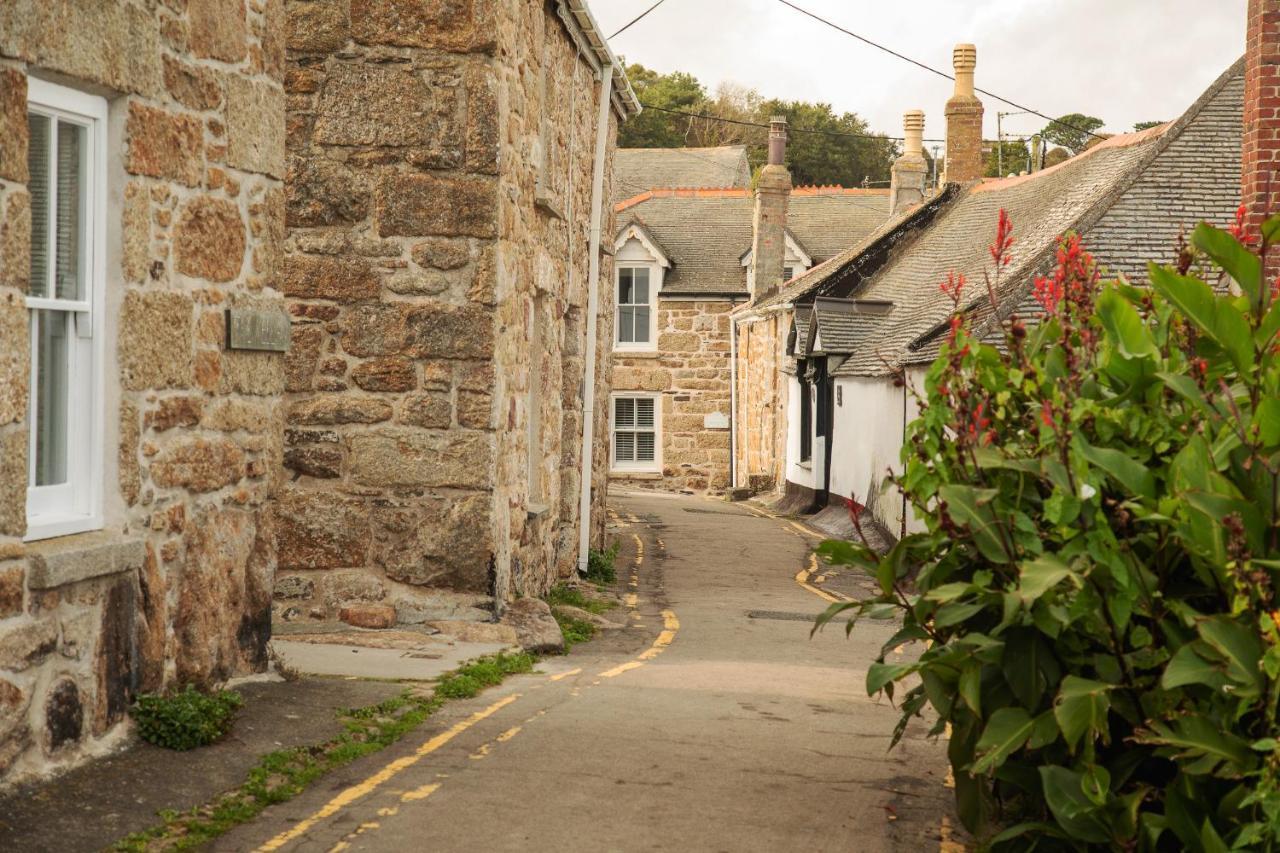 Bijou Bolthole Villa Mousehole Bagian luar foto