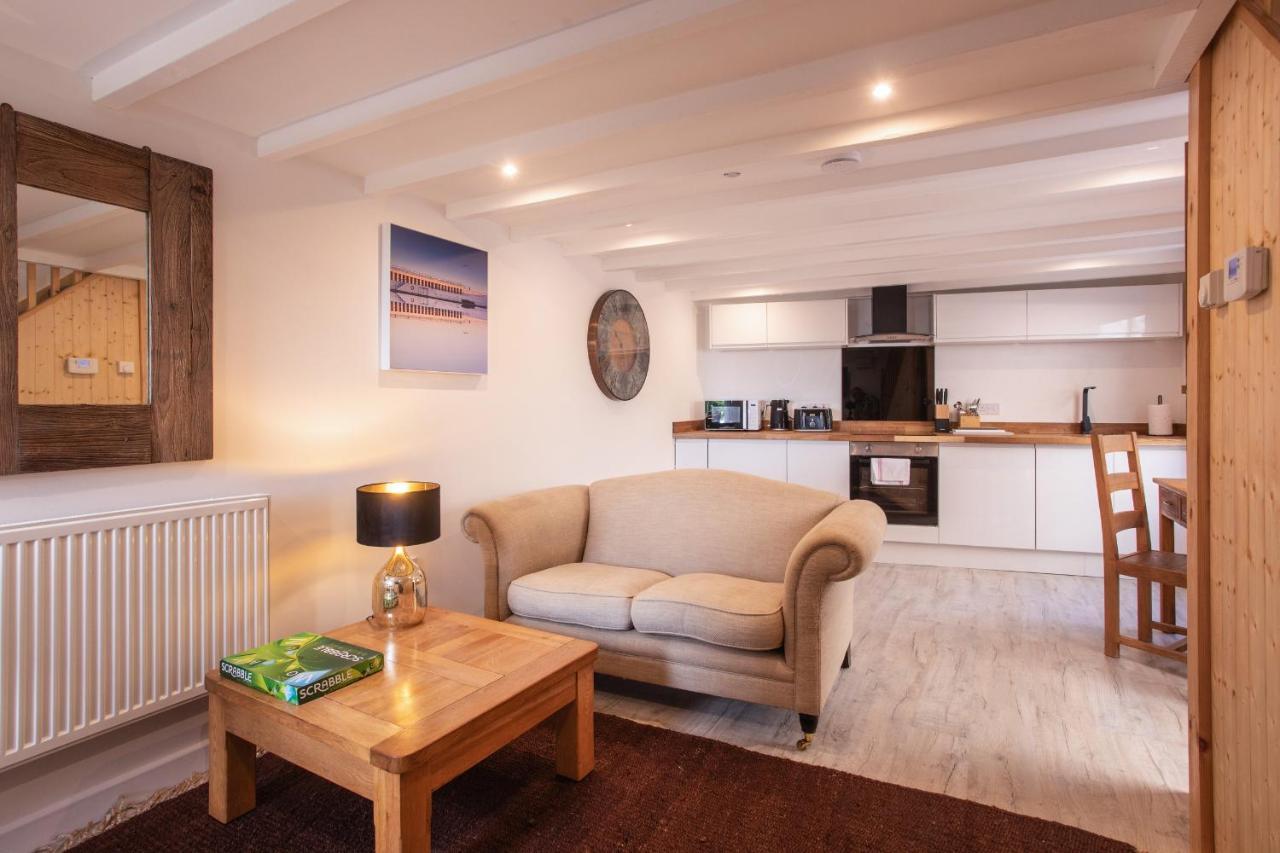 Bijou Bolthole Villa Mousehole Bagian luar foto